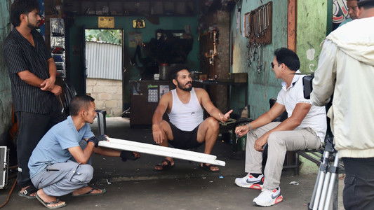 Kumude Hidyo Hero Banna