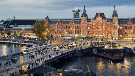 Amsterdam Centraal 24/7