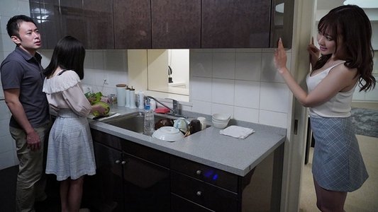 彼女にバレないよう彼女のエッチなお姉さんと隠れてこっそり浮気性交に明け暮れた7日間。