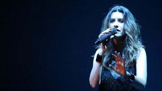 Laura Pausini - Live Inedito World Tour
