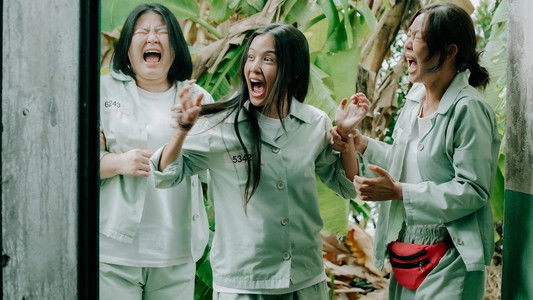 คลั่ง/รัก/นักโทษ