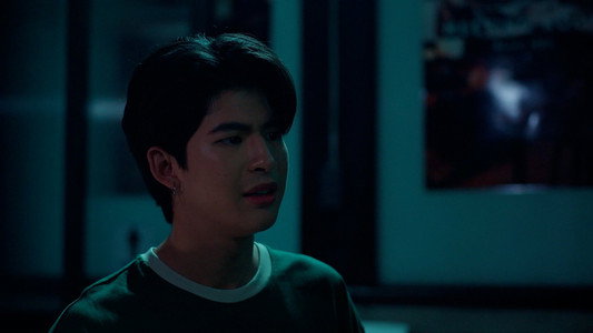 เพื่อนต้องห้าม