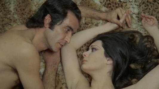 Perché quelle strane gocce di sangue sul corpo di Jennifer?