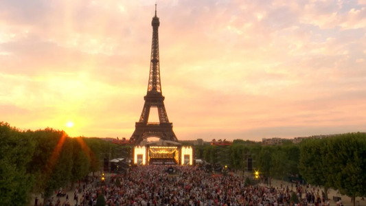 Un Soir d'Été sous la Tour Eiffel avec la Maîtrise de Radio France