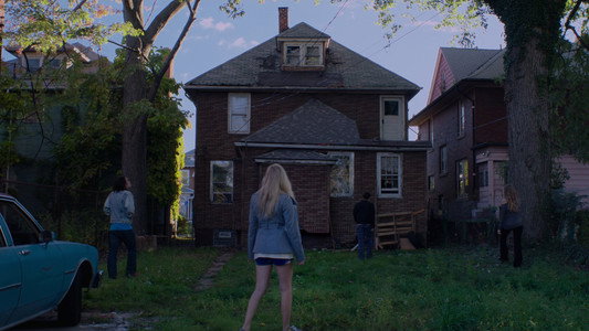 It Follows