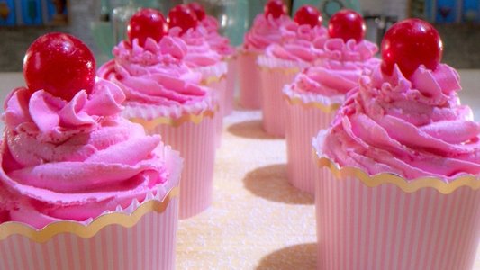 The Big Nailed It Baking Challenge