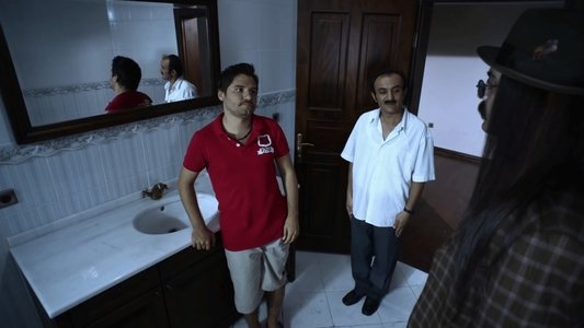 Kutsal Damacana: Dracoola
