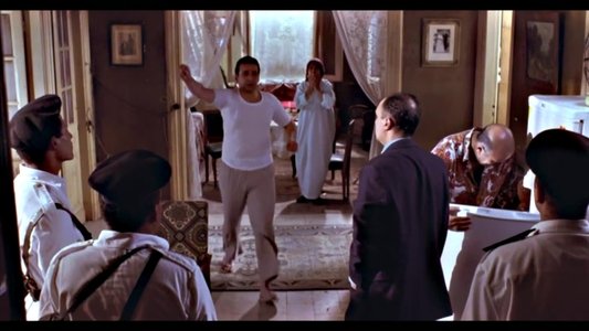 في محطة مصر