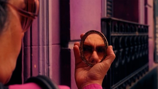 Detrás de los Objetos