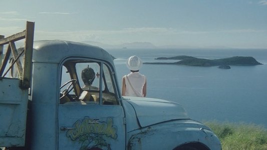 天国にいちばん近い島