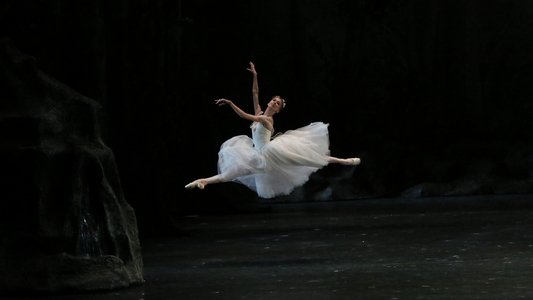 Bolshoi Ballet: La Sylphide