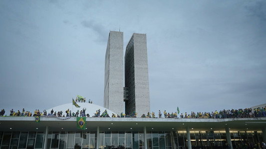 No Céu da Pátria Nesse Instante