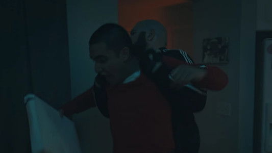 When the Pizza Delivery Guy Walks in on a Robbery