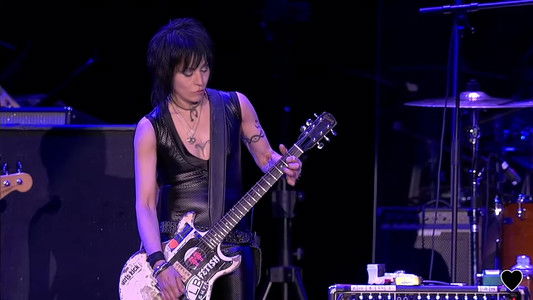 Joan Jett & The Blackhearts LIVE - Chicago, IL 2015