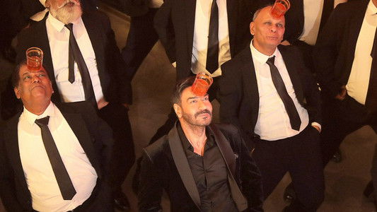 दे दे प्यार दे २