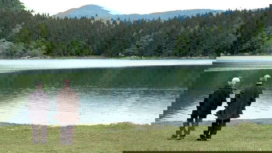 La ragazza del lago