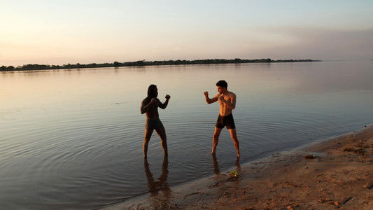 Historia de dos guerreros