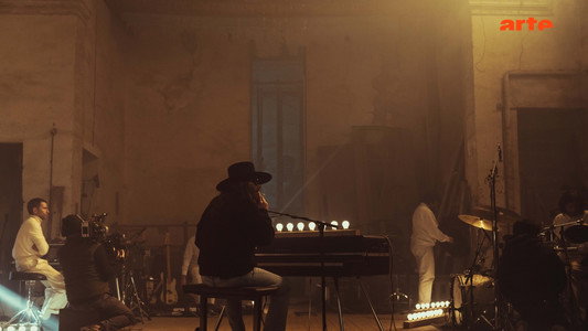 Sébastien Tellier au Théâtre de Mirecourt - Passengers