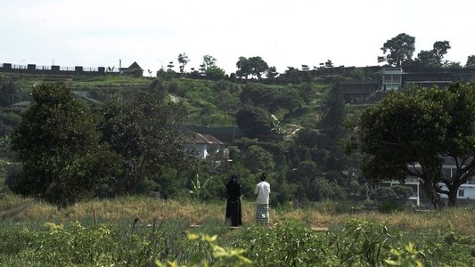 Bertuhan/Bertahan
