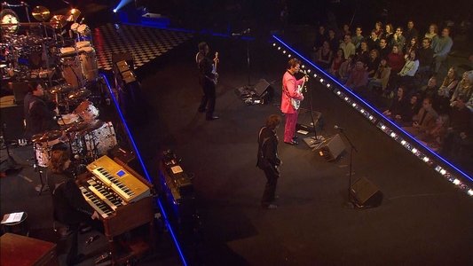 Chris Isaak: Live in Concert and Greatest Hits Live Concert