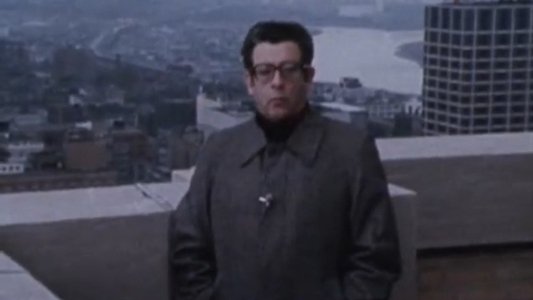 Посередине Америки