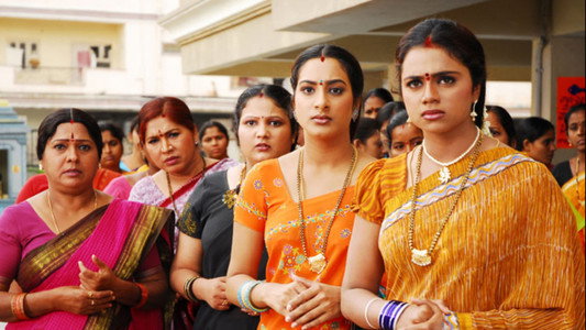ఆదివారం ఆడవాళ్లకు సెలవు