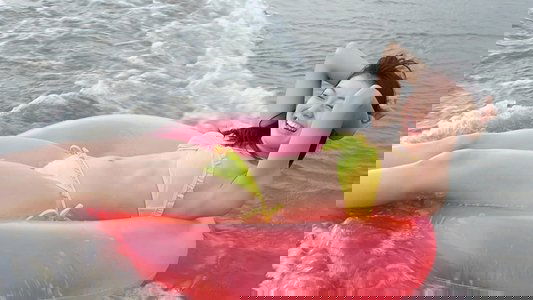 みるネコ