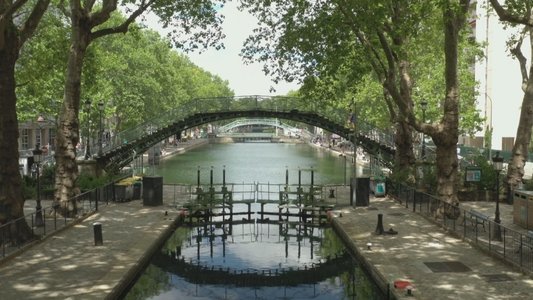 Les canaux de Paris: Un patrimoine révélé