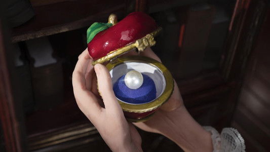 La jeune fille qui pleurait des perles