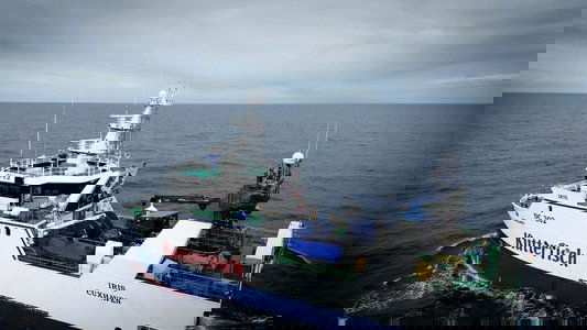 Gegen Wind und Wellen - Auf Fangfahrt mit den deutschen Seelachsfischern