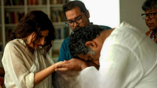 मेट्रो... इन दिनों