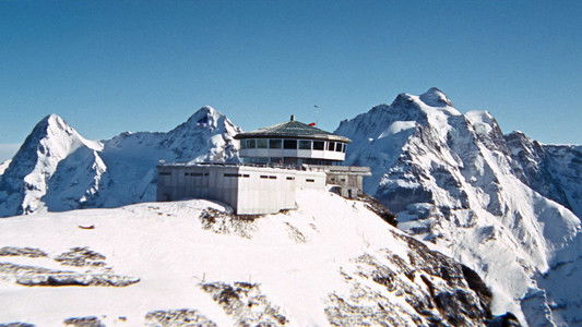 On Her Majesty's Secret Service