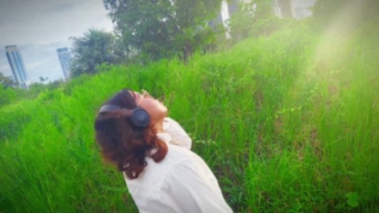 ณ ที่ซึ่งยังคงดำรงอยู่ในอันธการ