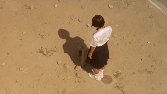 水の中の八月