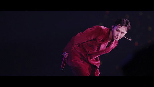G-DRAGON 2017 WORLD TOUR [ACT III, M.O.T.T.E] IN JAPAN