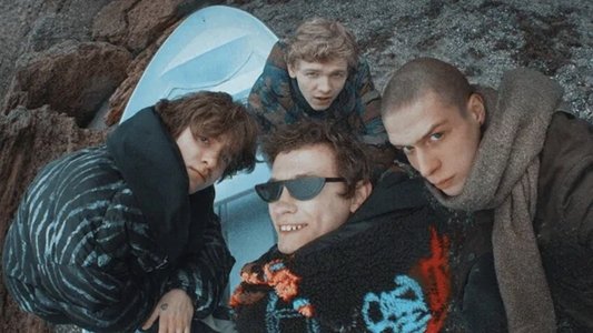 Чёрная весна