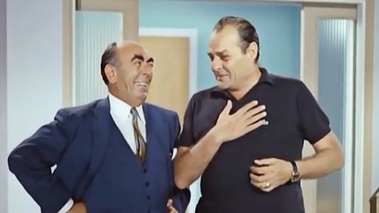 Κάτι Κουρασμένα Παλικάρια