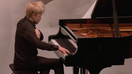 Alexander Malofeev: Fondation Louis Vuitton Recital