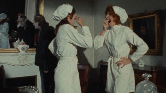 Céline et Julie vont en bateau