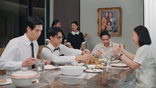 ขอฟังอีกครั้งเพลงรักของเธอ