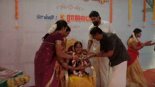 கார்மேனி செல்வம்
