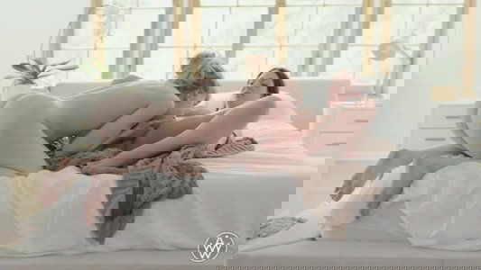 Angela Loves Women 4