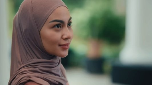 La Tahzan: Cinta, Dosa, Luka...