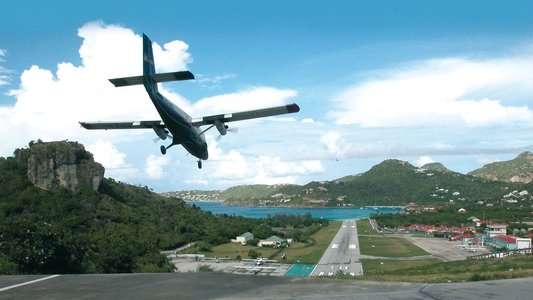 Most Extreme Airports