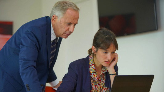 Alice et le Maire