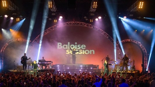 Take That play Baloise Session