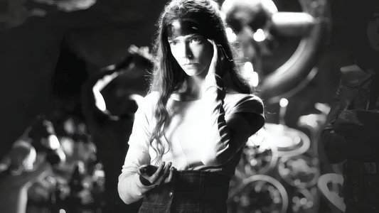 Furiosa: A Mad Max Saga: Black & Chrome Edition