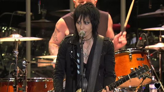 Joan Jett & The Blackhearts LIVE - Chicago, IL 2015