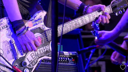 Joan Jett & The Blackhearts LIVE - Chicago, IL 2015