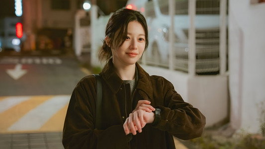 모두가 자신의 무가치함과 싸우고 있다